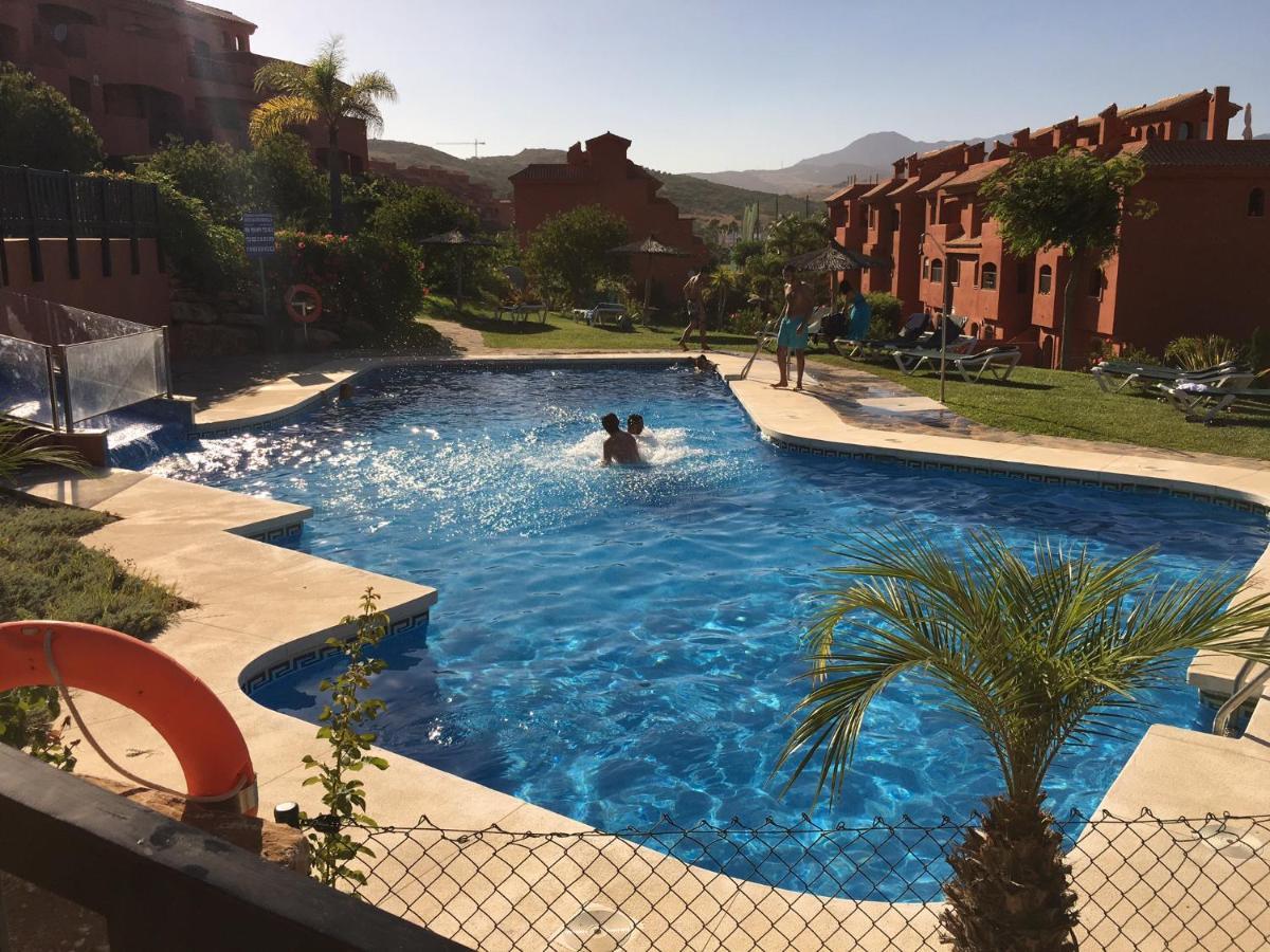 Luxury 2-Bedrooms & Bathrooms Estepona Apartment Luaran gambar